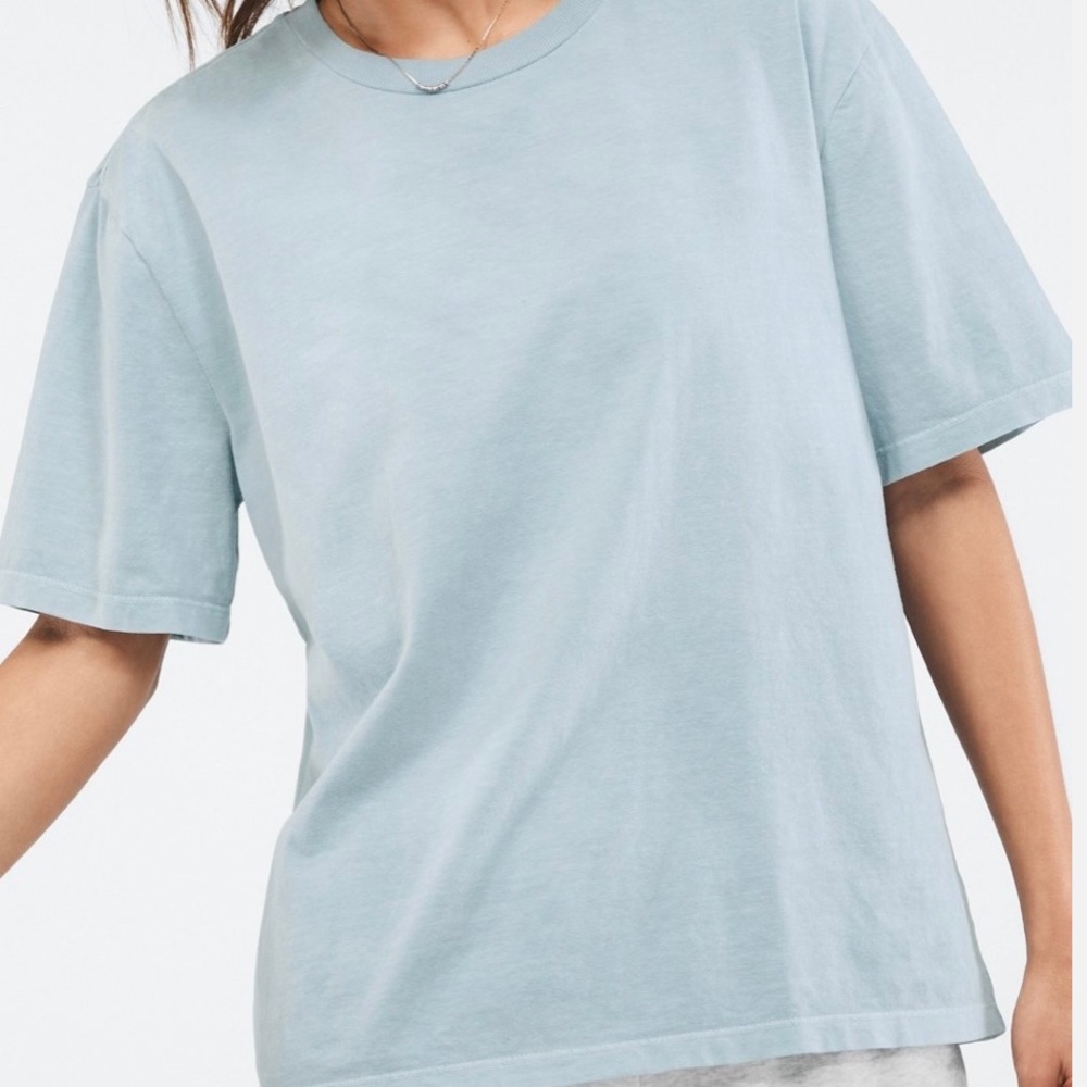 Fabletics light blue oversized tee